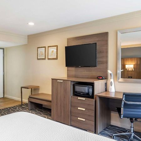 Best Western Plus Hill House Bakersfield Extérieur photo