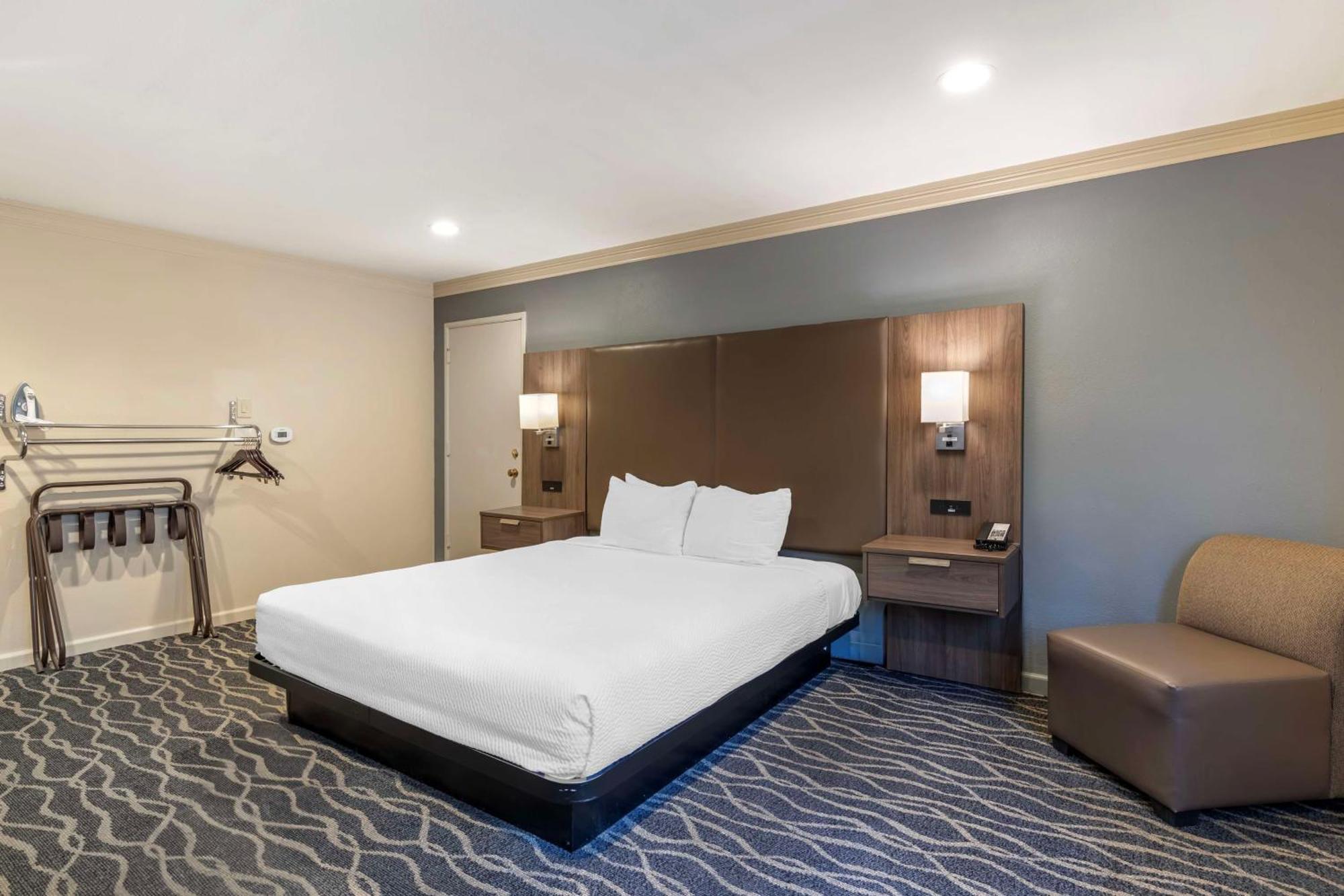 Best Western Plus Hill House Bakersfield Extérieur photo
