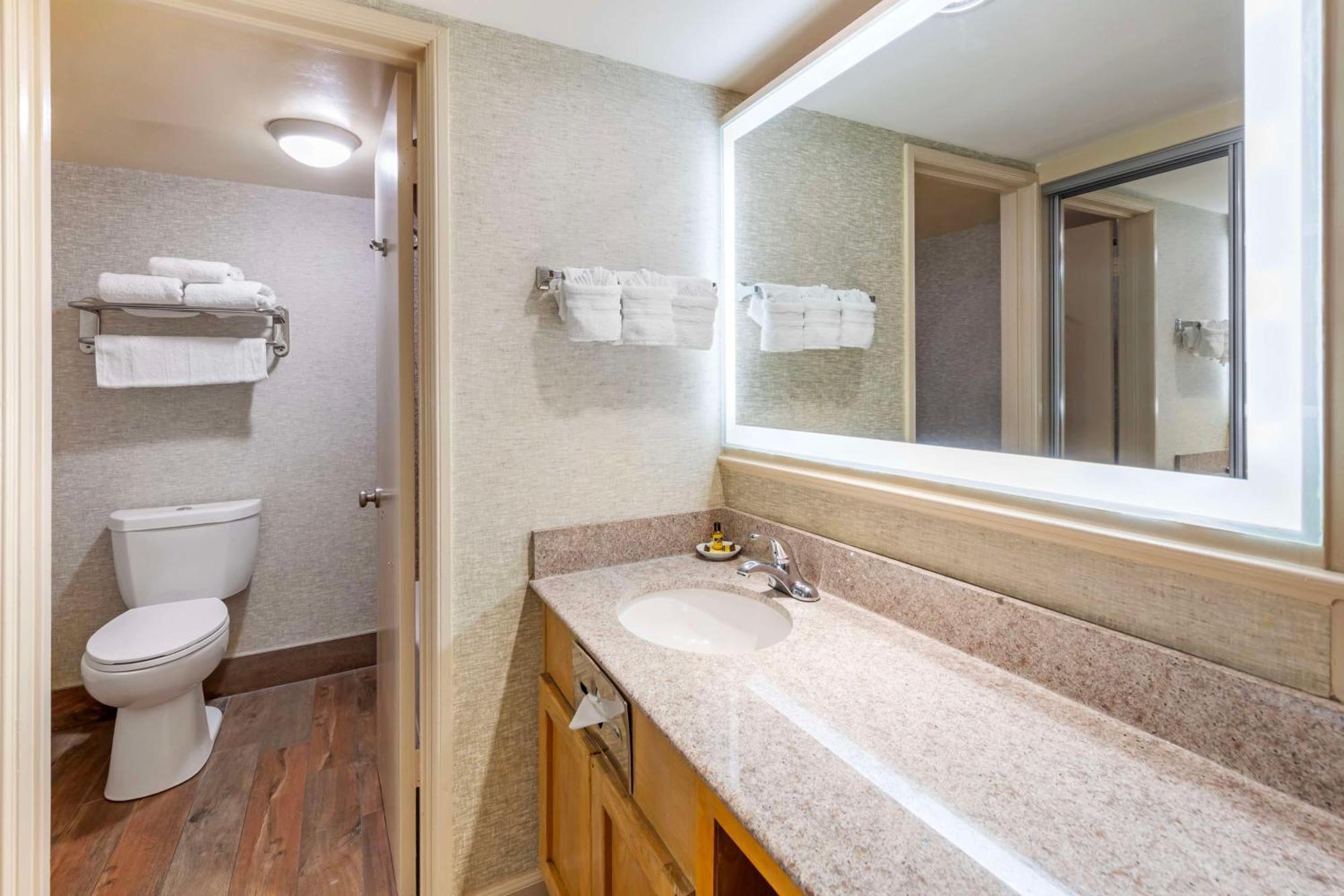 Best Western Plus Hill House Bakersfield Extérieur photo