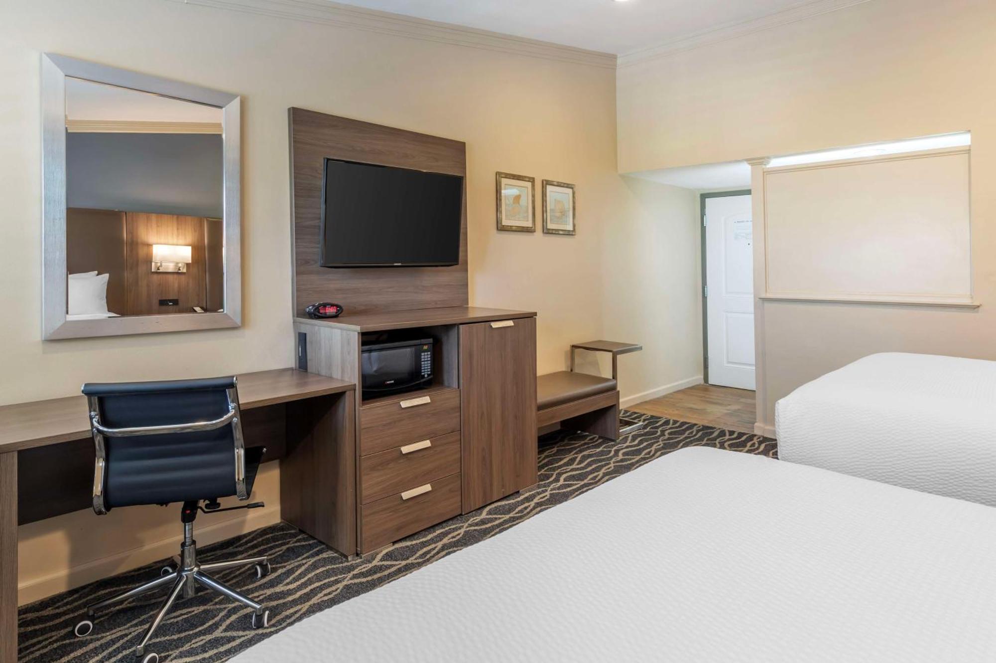 Best Western Plus Hill House Bakersfield Extérieur photo