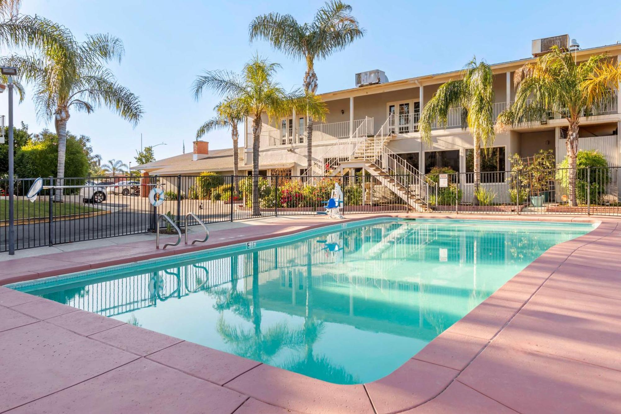 Best Western Plus Hill House Bakersfield Extérieur photo