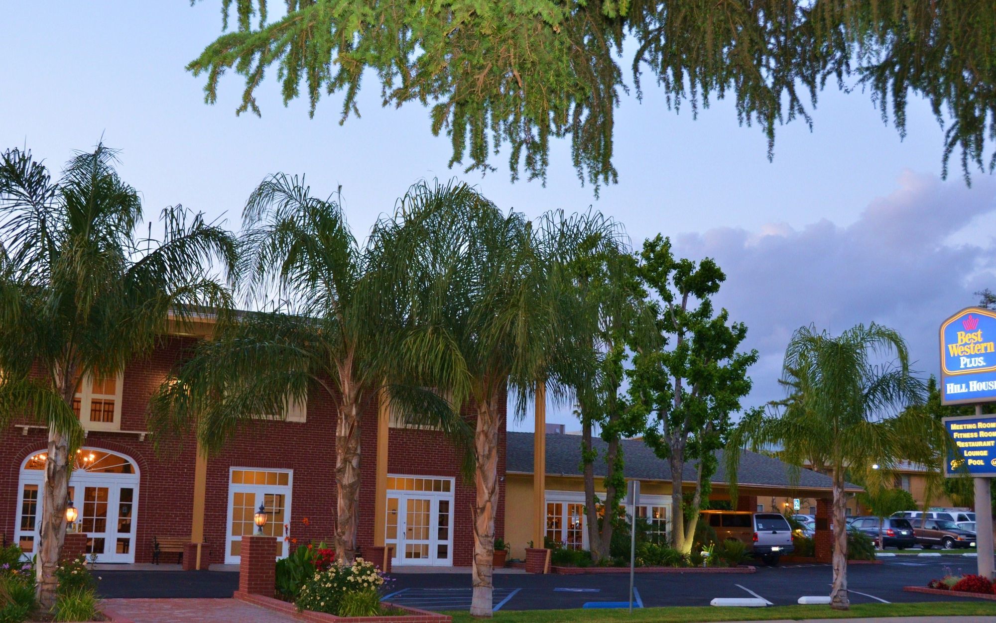 Best Western Plus Hill House Bakersfield Extérieur photo